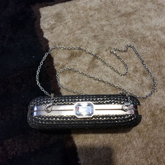 Black and gold crossbody  purse with diamond lock - Picture 2 of 3